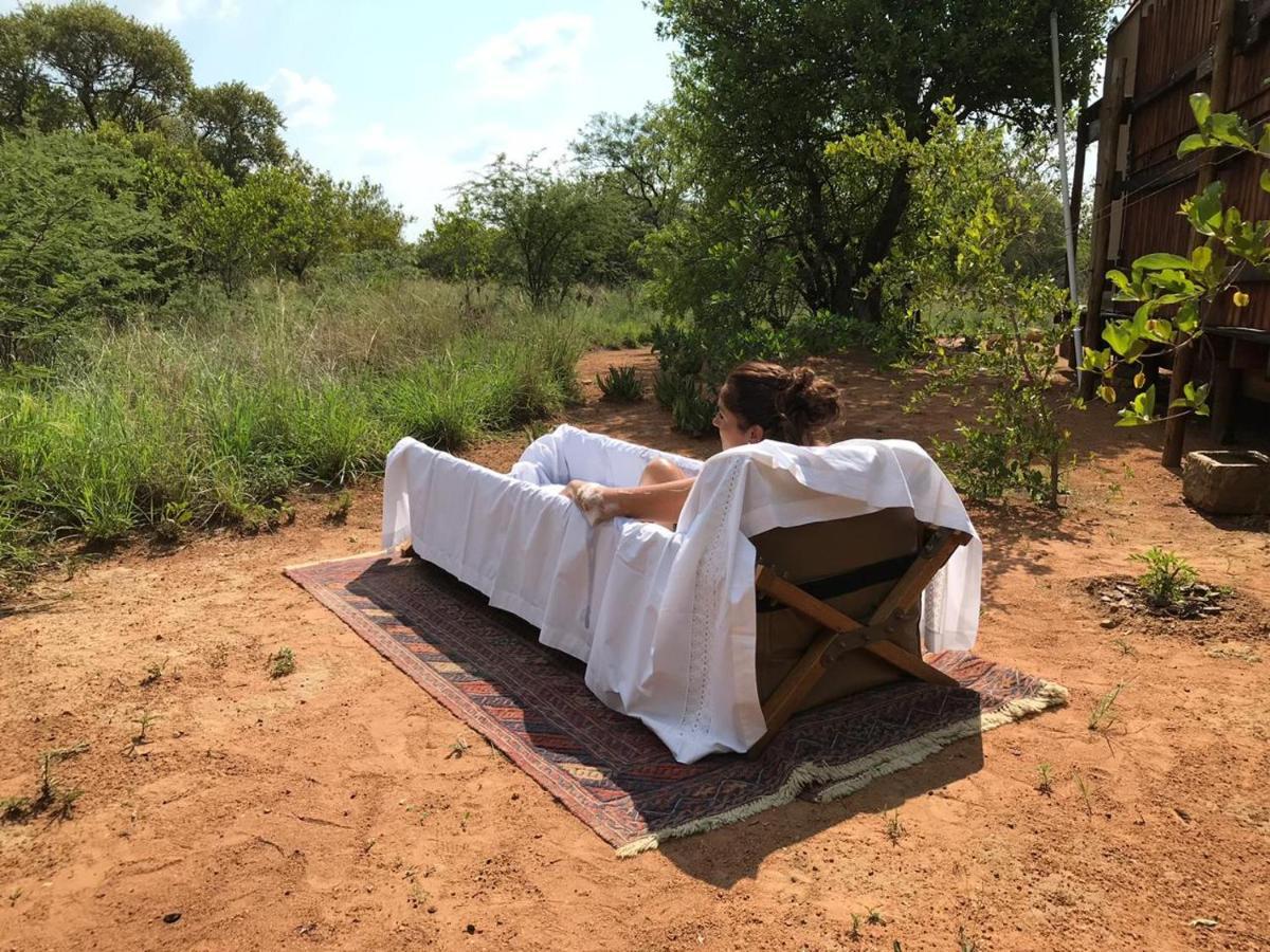 Out In Africa Wildlife Lodge ハマンスクラール エクステリア 写真