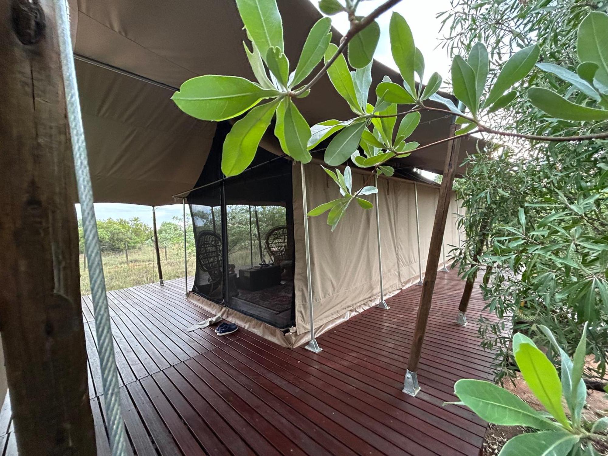 Out In Africa Wildlife Lodge ハマンスクラール エクステリア 写真