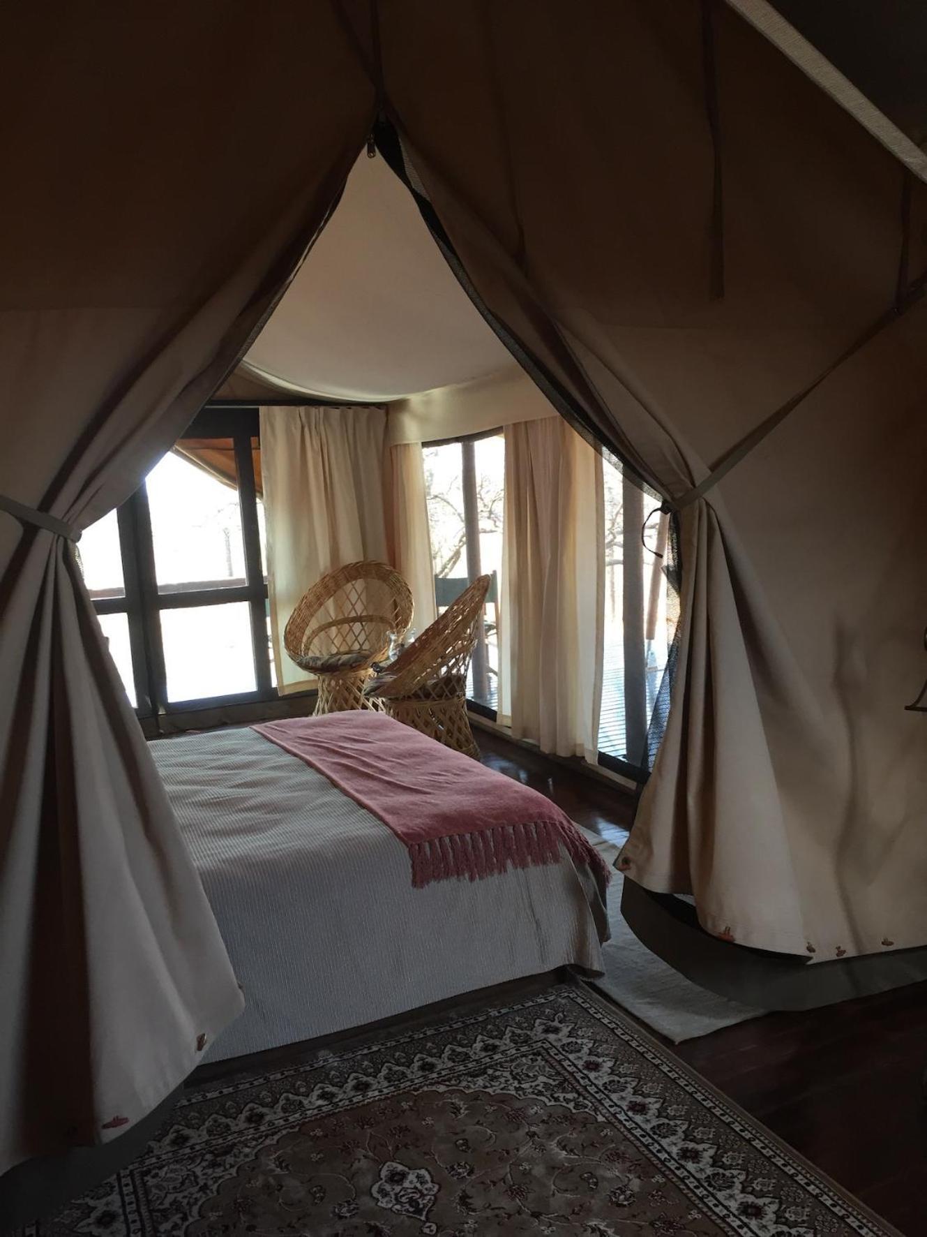 Out In Africa Wildlife Lodge ハマンスクラール エクステリア 写真